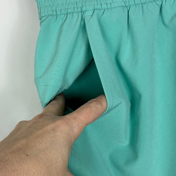 Lululemon Spring Break Away Shorts Washed Marsh Green‎ Teal Size 4 Cuffed W7ANFS - Picture 9 of 14